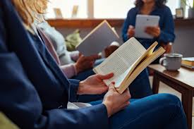 Sirviendo a la comunidad cristiana a través de la Palabra de Dios